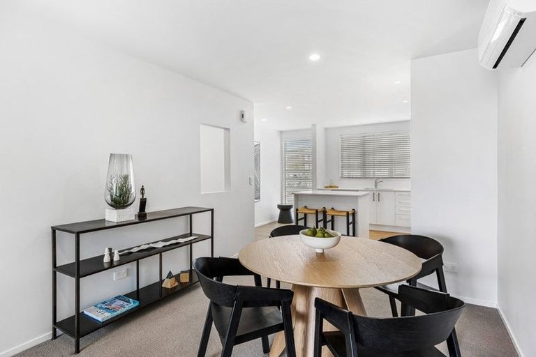 Photo of property in 22 Memorial Park Lane, Hobsonville, Auckland, 0618