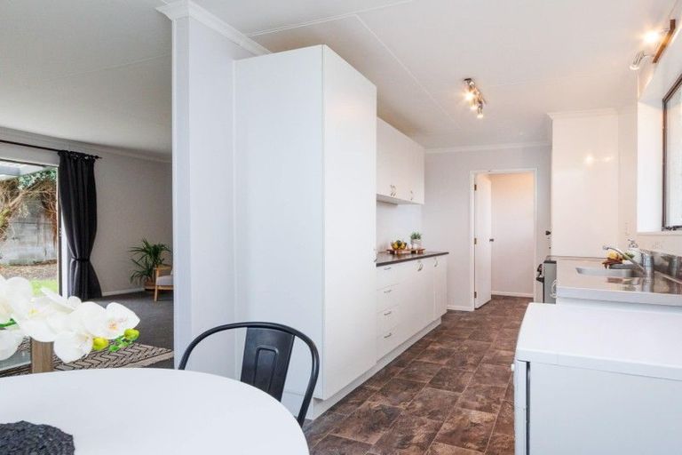 Photo of property in 60b Rhodes Drive, Kelvin Grove, Palmerston North, 4414