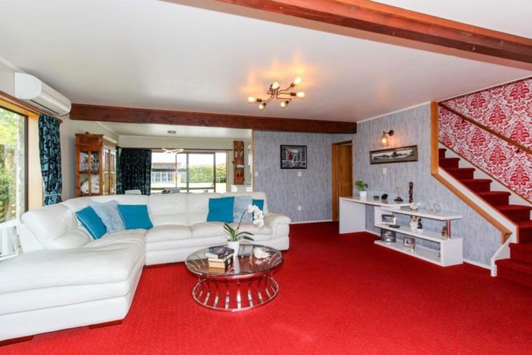 Photo of property in 22 Virginia Place, Whalers Gate, New Plymouth, 4310