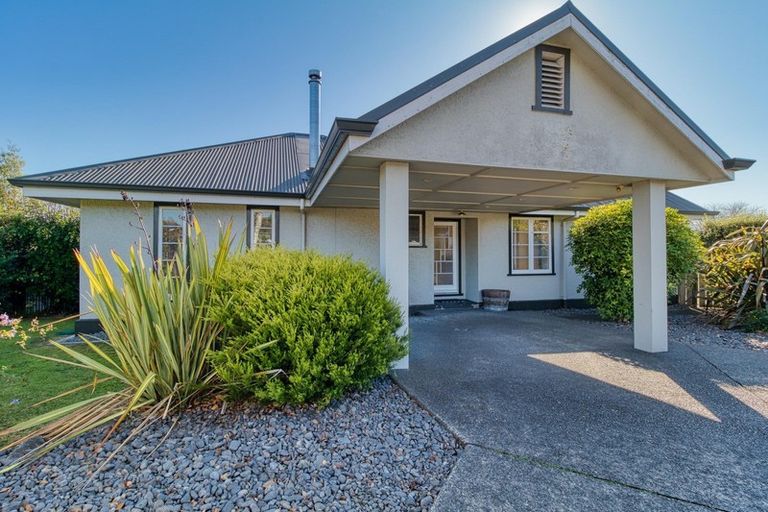 Photo of property in 161 Te Mata Road, Havelock North, 4130