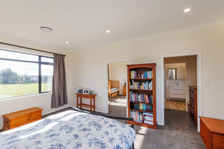 Photo of property in 33 Mount Biggs Road, Halcombe, Feilding, 4779