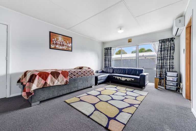 Photo of property in 58 Yvonne Street, Melville, Hamilton, 3206