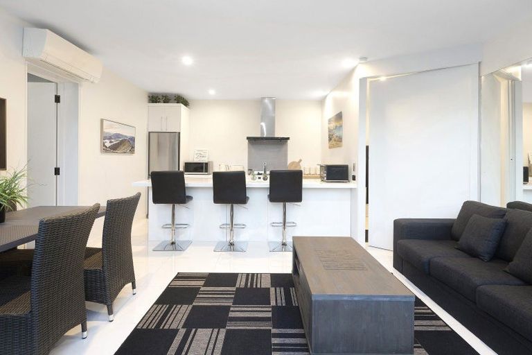 Photo of property in 12 Harry Ell Drive, Cashmere, Christchurch, 8022