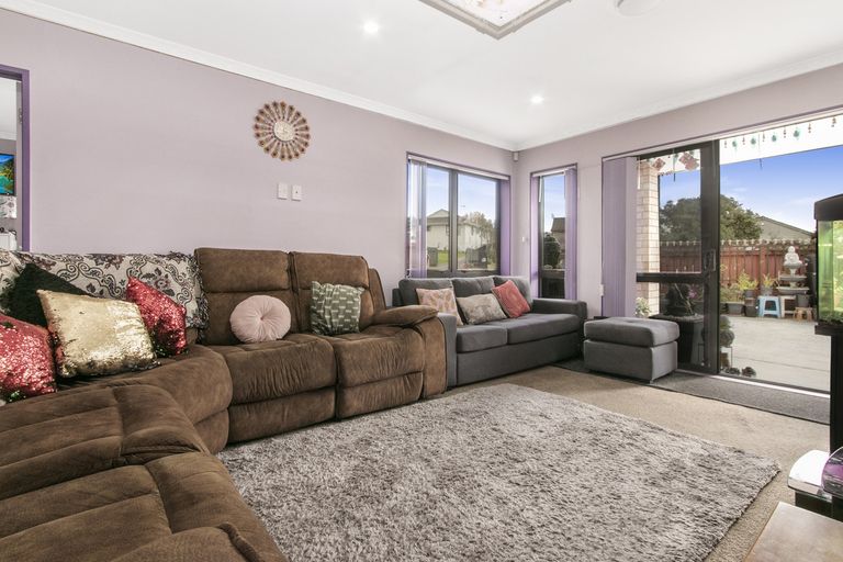 Photo of property in 9 Advocate Place, Randwick Park, Auckland, 2105