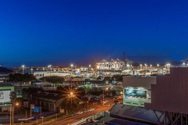 Photo of property in 2 Augustus Terrace, Parnell, Auckland, 1052