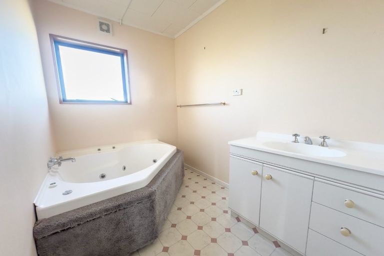 Photo of property in 90 Edward Street, Lincoln, 7608