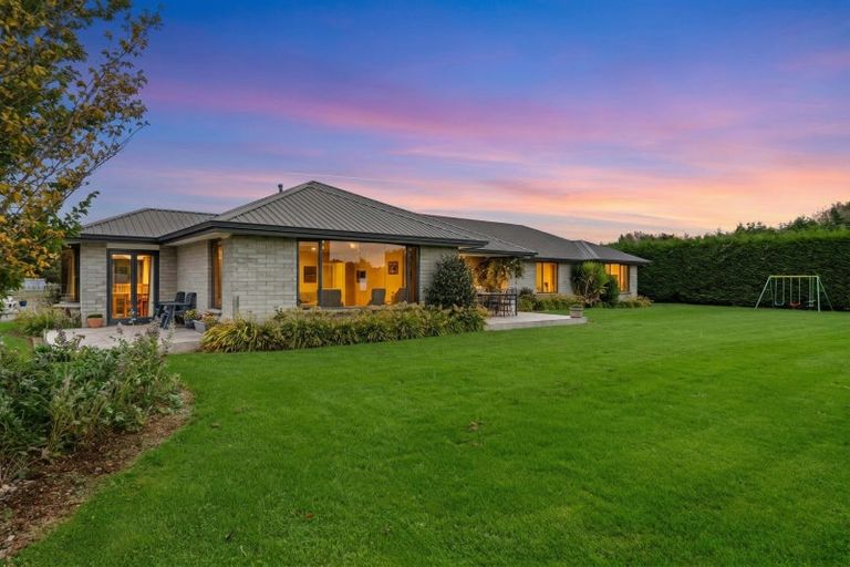 Photo of property in 154 Myross Road, Myross Bush, Invercargill, 9876