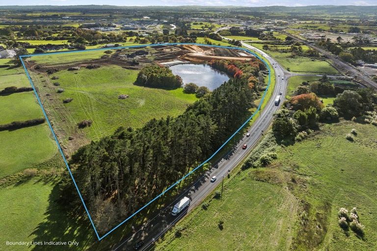 Photo of property in 6 Burberry Road, Karaka, Drury, 2578