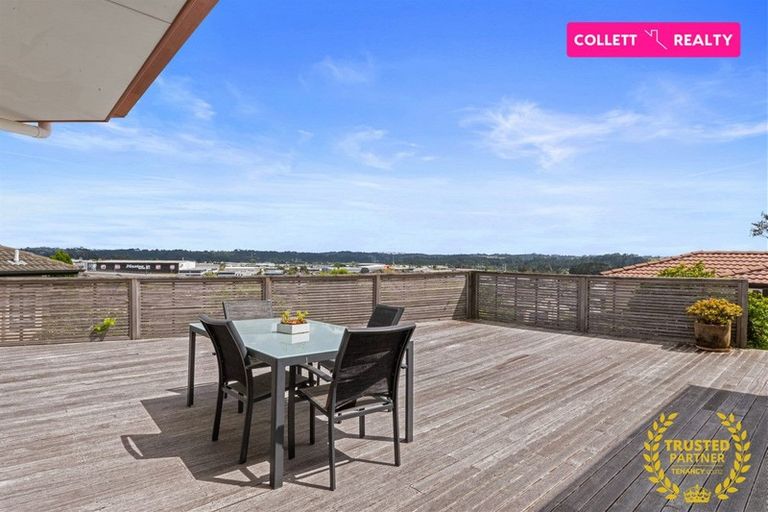 Photo of property in 39 Bluebird Crescent, Unsworth Heights, Auckland, 0632