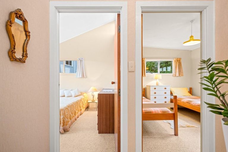 Photo of property in 16 Dalton Road, Snells Beach, 0920