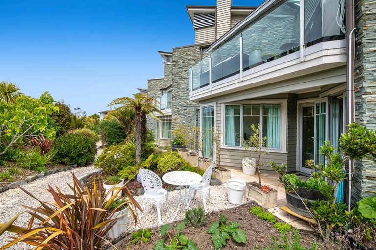 Photo of property in 19 Little Compton Mews, Snells Beach, 0920