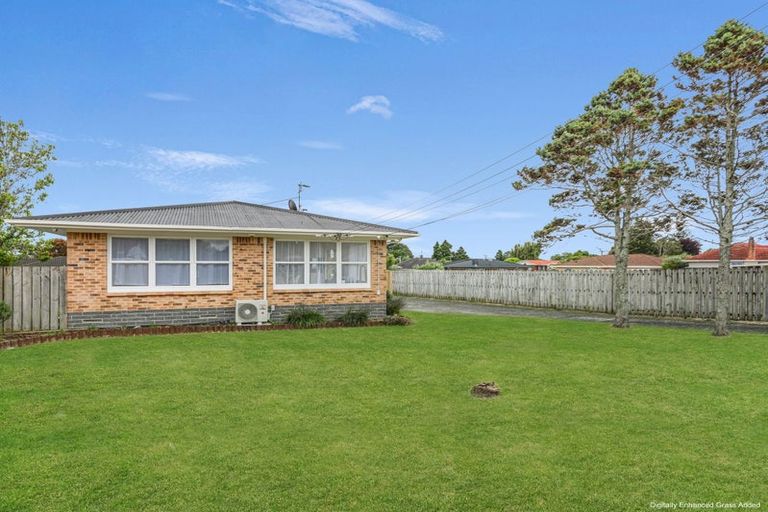 Photo of property in 1/60 Grove Road, Papakura, 2110