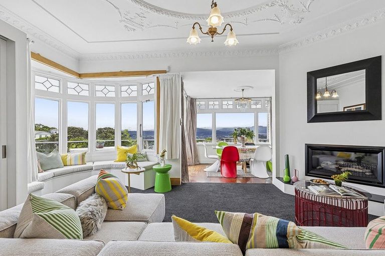 Photo of property in 39 Mills Road, Brooklyn, Wellington, 6021