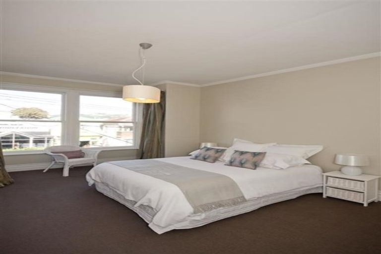 Photo of property in 17 Elizabeth Street, Mount Victoria, Wellington, 6011