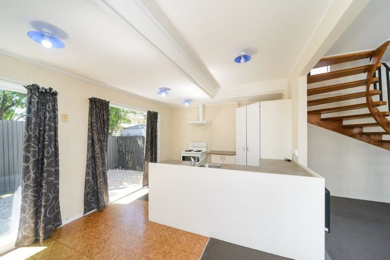 Photo of property in 8b Tyne Street, Roslyn, Palmerston North, 4414