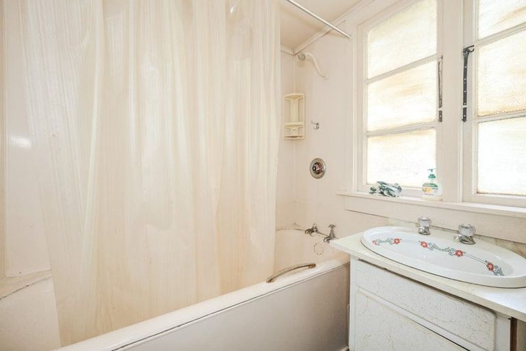 Photo of property in 37 Chelmer Street, Oamaru, 9400