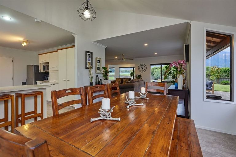 Photo of property in 61 Harnetts Road, Kaikoura Flat, Kaikoura, 7371