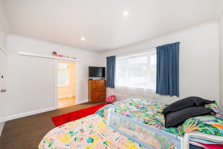 Photo of property in 50 Humber Street, Rongotea, 4476