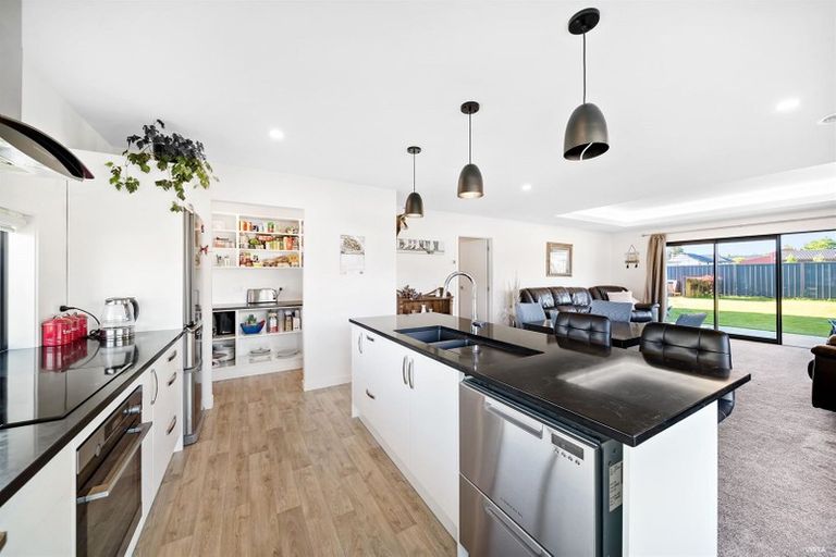 Photo of property in 13 Brewster Crescent, Lake Hawea, Wanaka, 9382