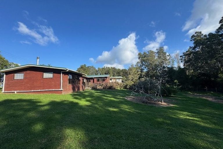Photo of property in 104 Cemetery Road, Wainui, Silverdale, 0992