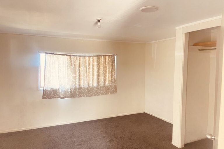 Photo of property in 19 Kakapo Place, Papatoetoe, Auckland, 2025
