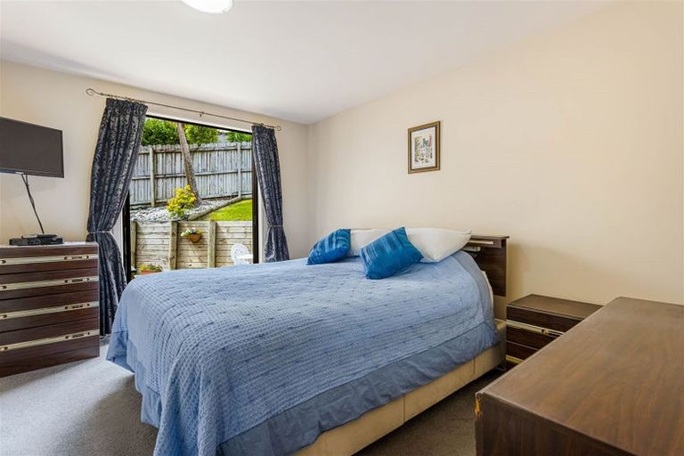 Photo of property in 4 View Ridge Drive, Ranui, Auckland, 0612