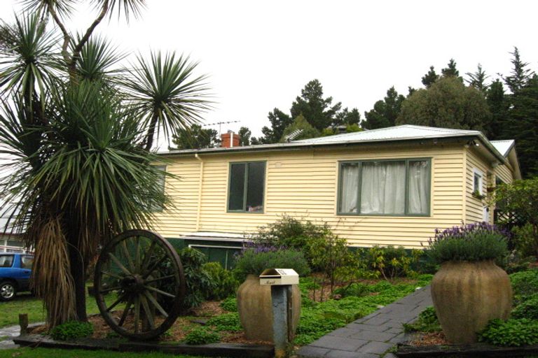 Photo of property in 10 Bells Road, Sawyers Bay, Port Chalmers, 9023