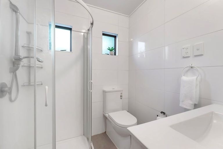 Photo of property in 33 Hindmarsh Street, Johnsonville, Wellington, 6037