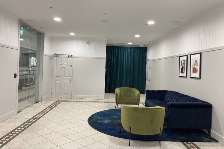 Photo of property in Atrium Towers, 4n/154 The Terrace, Wellington Central, Wellington, 6011