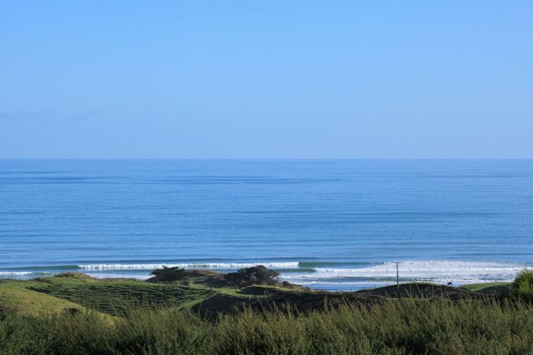 Photo of property in 1638 Whaanga Road, Raglan, 3296