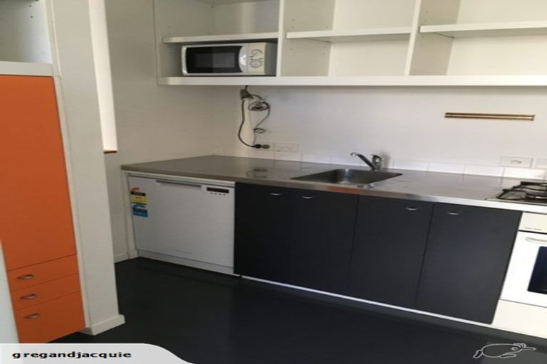 Photo of property in Hannahs Warehouse Apartments, 14/13 Leeds Street, Te Aro, Wellington, 6011