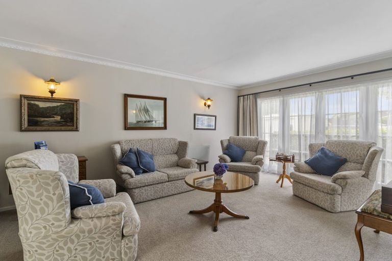 Photo of property in 85 Glenmore Road, Sunnyhills, Auckland, 2010