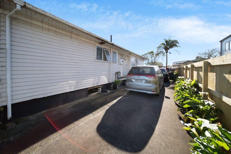 Photo of property in 22 Watchfield Close, Mangere, Auckland, 2022