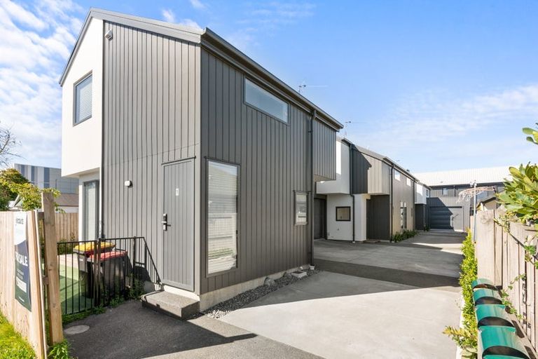 Photo of property in 3/58 Division Street, Riccarton, Christchurch, 8041