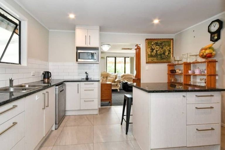 Photo of property in 2 Wimpey Street, Mangere, Auckland, 2022