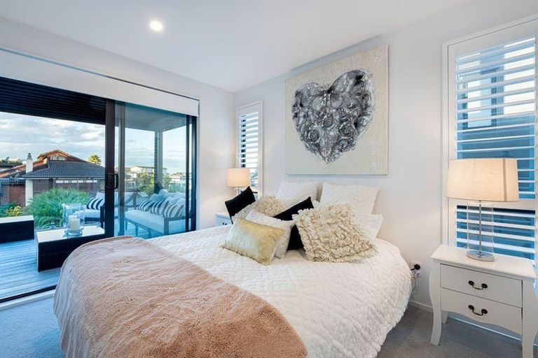 Photo of property in 18a Marama Street, Castor Bay, Auckland, 0620