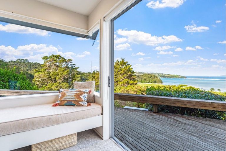 Photo of property in 596 Leigh Road, Whangateau, Warkworth, 0985