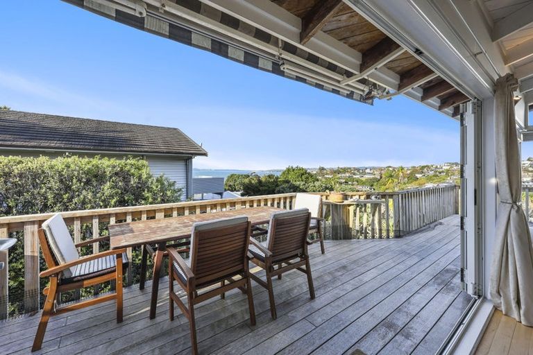Photo of property in 13 Colmar Road, Mellons Bay, Auckland, 2014