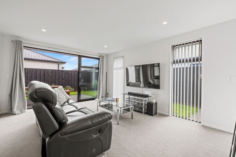 Photo of property in 7 Borthwick Street, Belfast, Christchurch, 8051