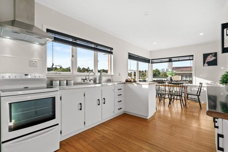 Photo of property in 23 Royston Street, Rosehill, Papakura, 2113