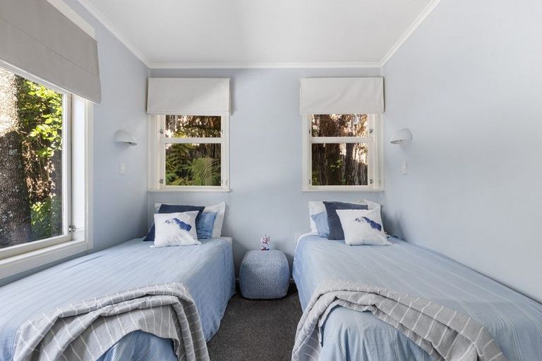 Photo of property in 7 Norfolk Road, Waipahihi, Taupo, 3330