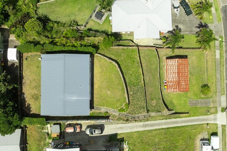 Photo of property in 43 Hanlen Avenue, Waihi Beach, 3611