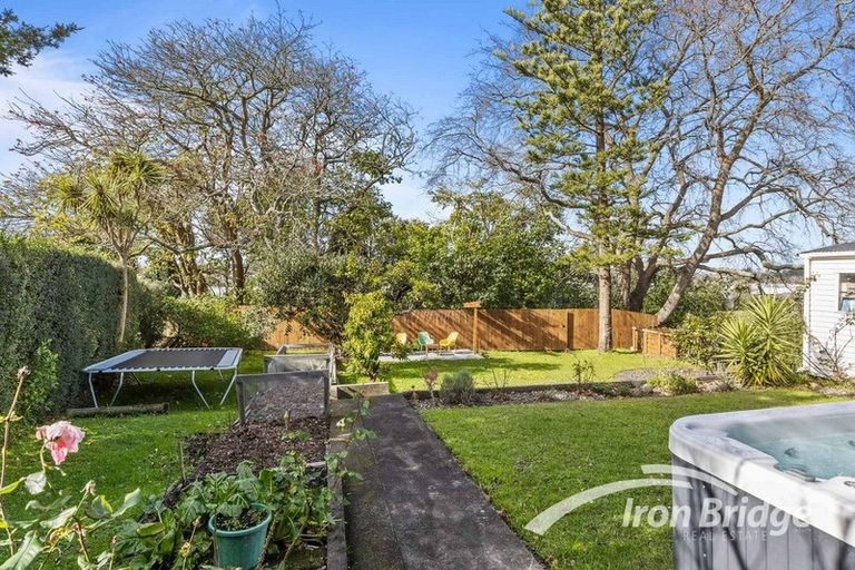 Photo of property in 49 Bruce Road, Glenfield, Auckland, 0629