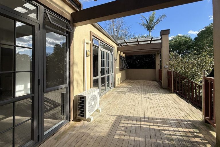 Photo of property in 17 Whitford Road, Howick, Auckland, 2014
