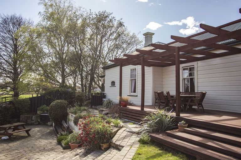 Photo of property in 2 Sussex Street, Weston, Oamaru, 9401