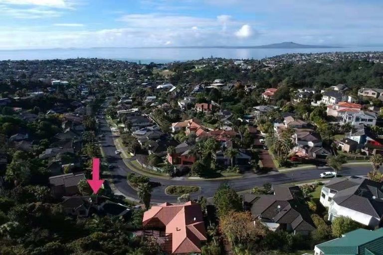 Photo of property in 55 Penguin Drive, Murrays Bay, Auckland, 0630