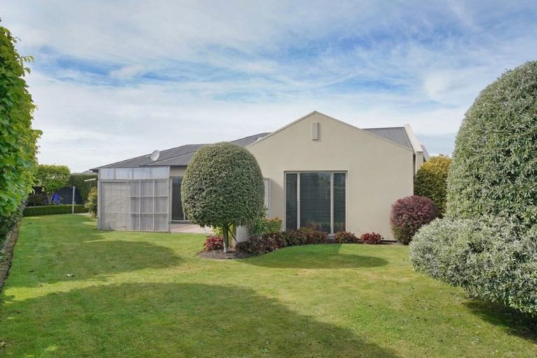 Photo of property in 14 Yellowlees Drive, Kaiapoi, 7630