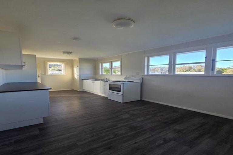 Photo of property in 354 Oxford Terrace, Avalon, Lower Hutt, 5011