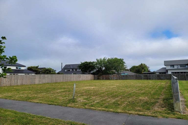 Photo of property in 4 Maelor Place, Bryndwr, Christchurch, 8053