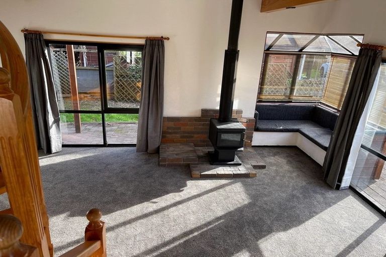 Photo of property in 12 Ohaupo Road, Hamilton Lake, Hamilton, 3204